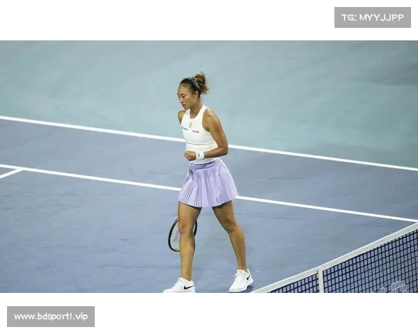 郑钦文与萨巴伦卡的对战解析:力量型与技巧型打法的制约关系 郑钦文与萨巴伦卡的对战解析:力量型与技巧型打法的制约关系