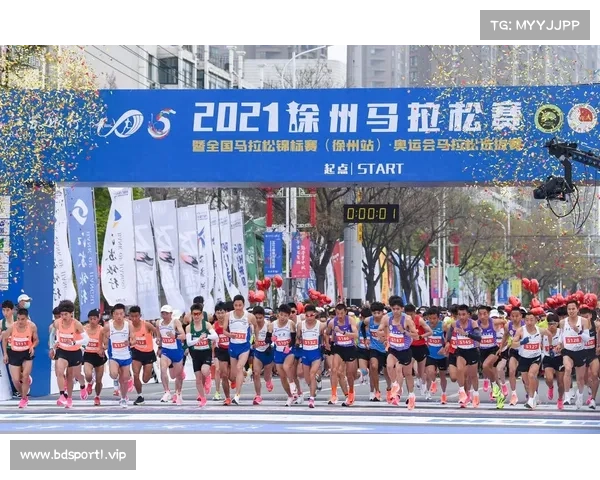 君乐宝2025石家庄马拉松赛潘素芳称赞赛道表现将继续参与比赛 君乐宝2025石家庄马拉松赛潘素芳称赞赛道表现将继续参与比赛