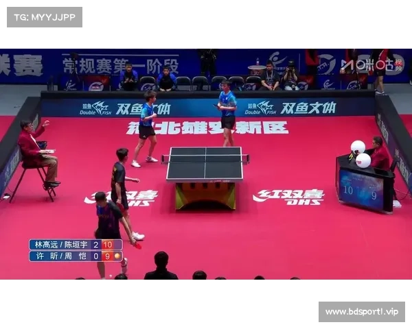 赛点时刻许昕挑战背后击球 林高远陈垣宇3-0战胜许昕周恺夺冠